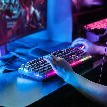 Ensemble clavier et souris de jeu lumineux GM18 (version russe)